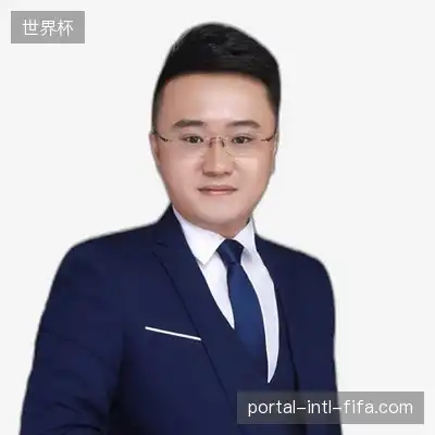 于亮